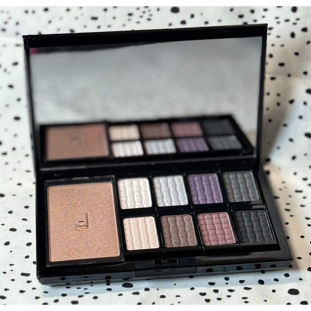 Doucce Freematic Limited Edition Smokey Pro Palette Brand New MSRP $65